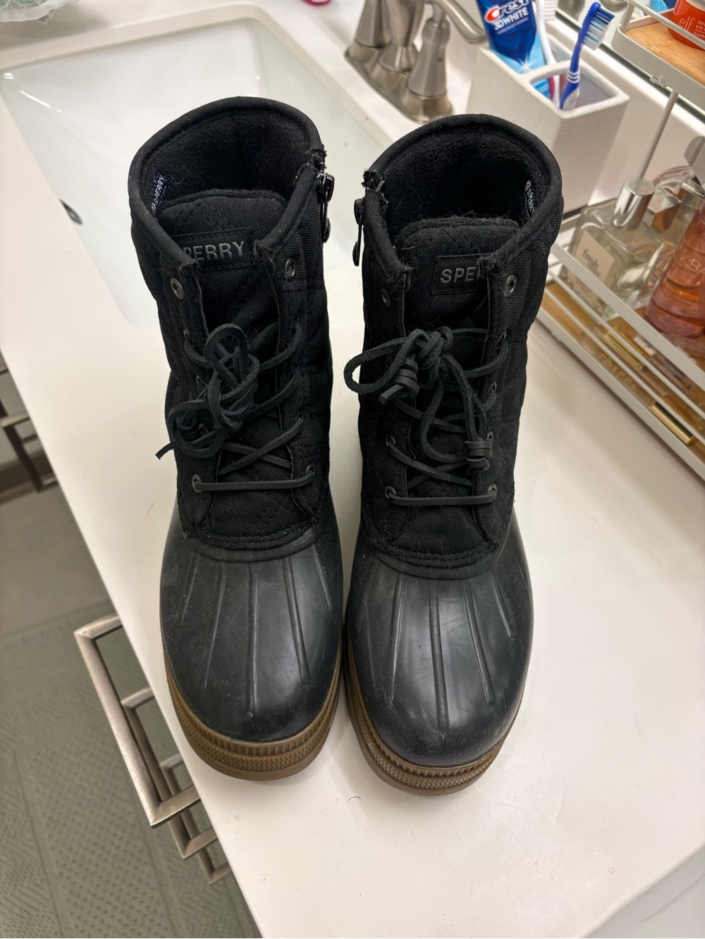Sperry Woman’s Black Water-Resistant Duck Boots